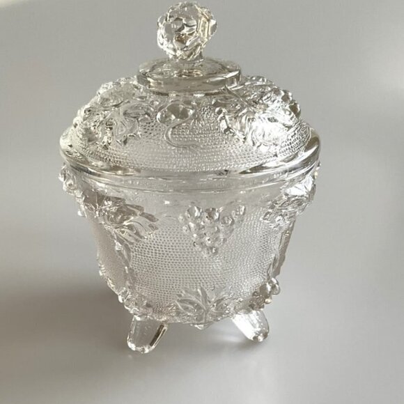 VINTAGE JEANNETTE GLASS CANDY DISH - Picture 1 of 7
